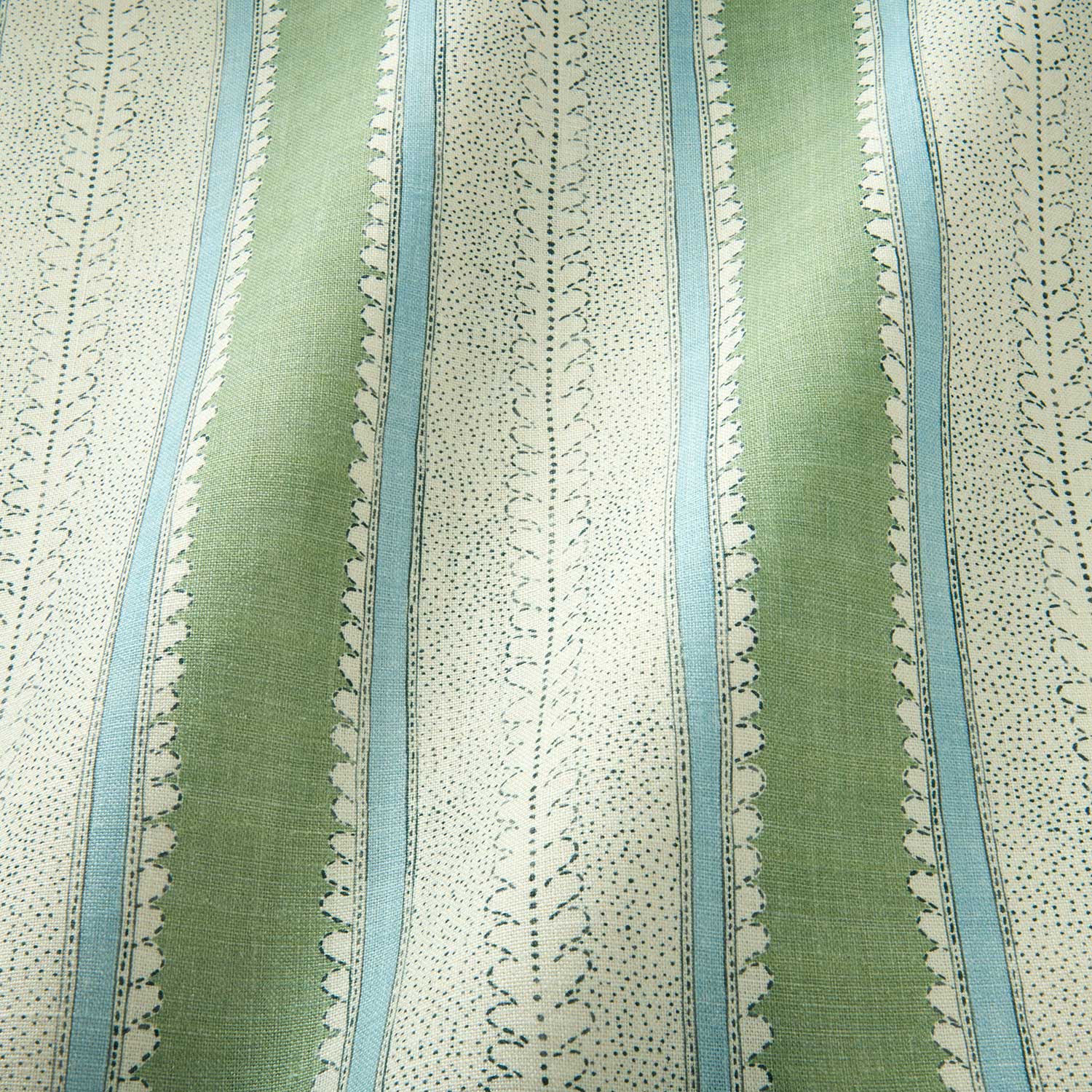 LF2473C Dimity 13 Eucalyptus