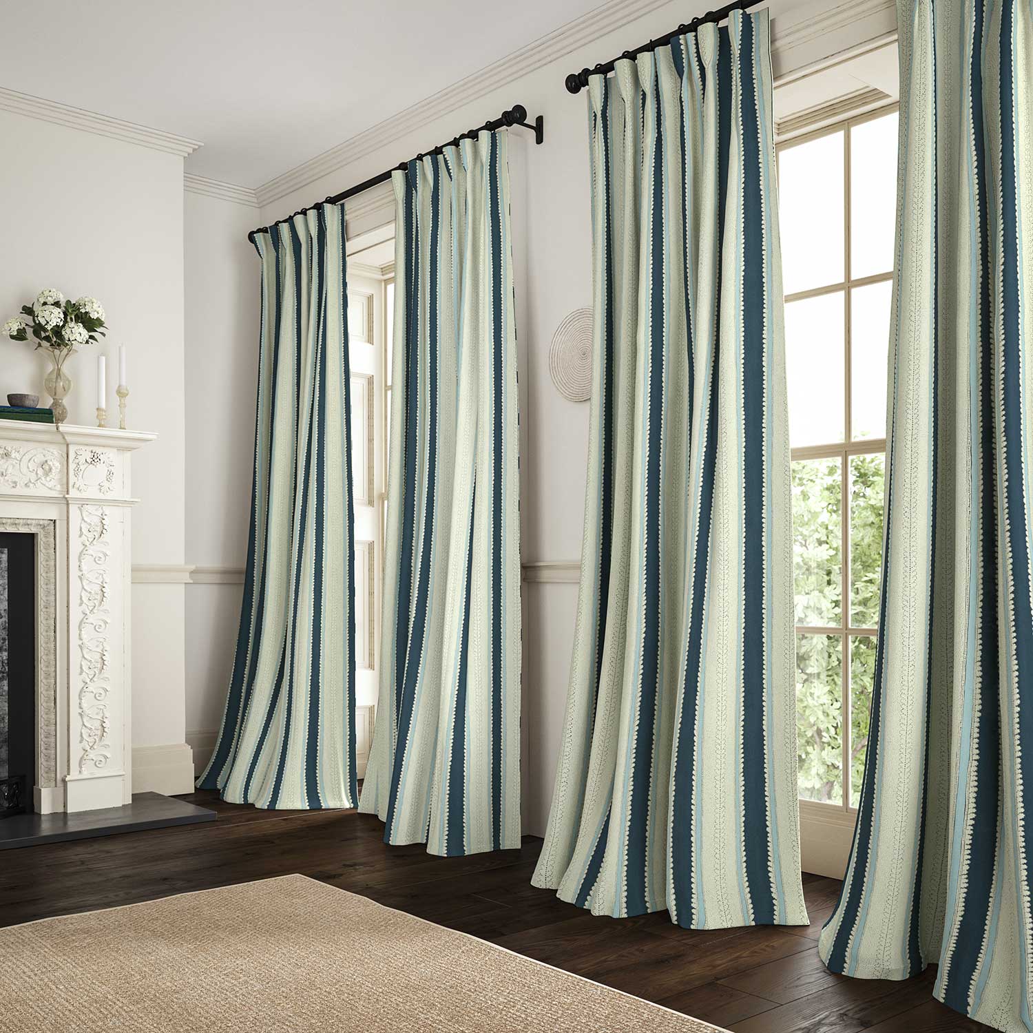 LF2473C Dimity 17 Indigo