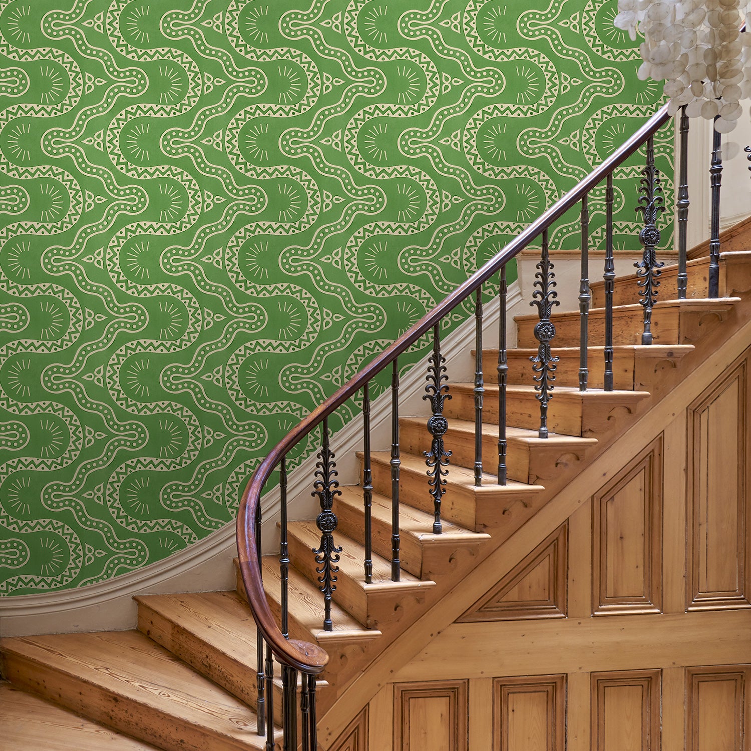 LW097 Pinball 4 Parrot