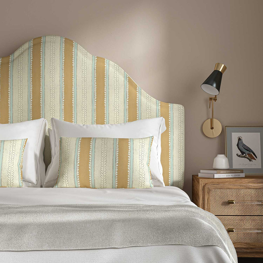 LF2473C Dimity 11 Biscuit