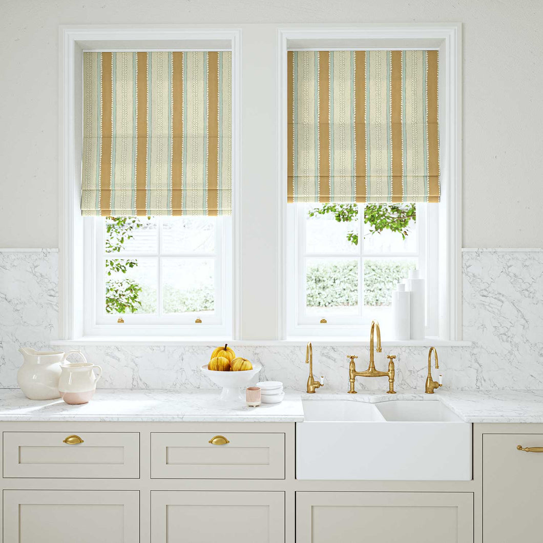 LF2473C Dimity 11 Biscuit