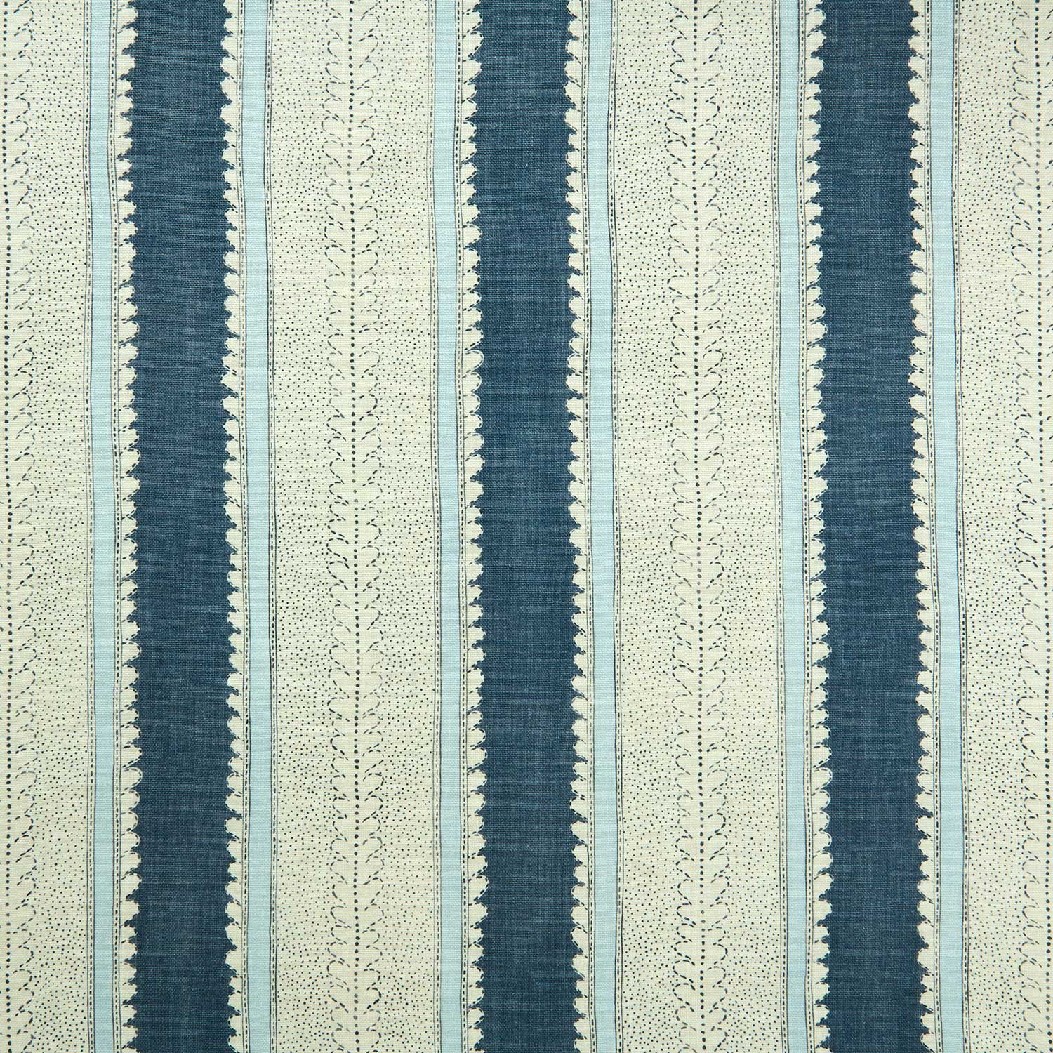 LF2473C Dimity 17 Indigo