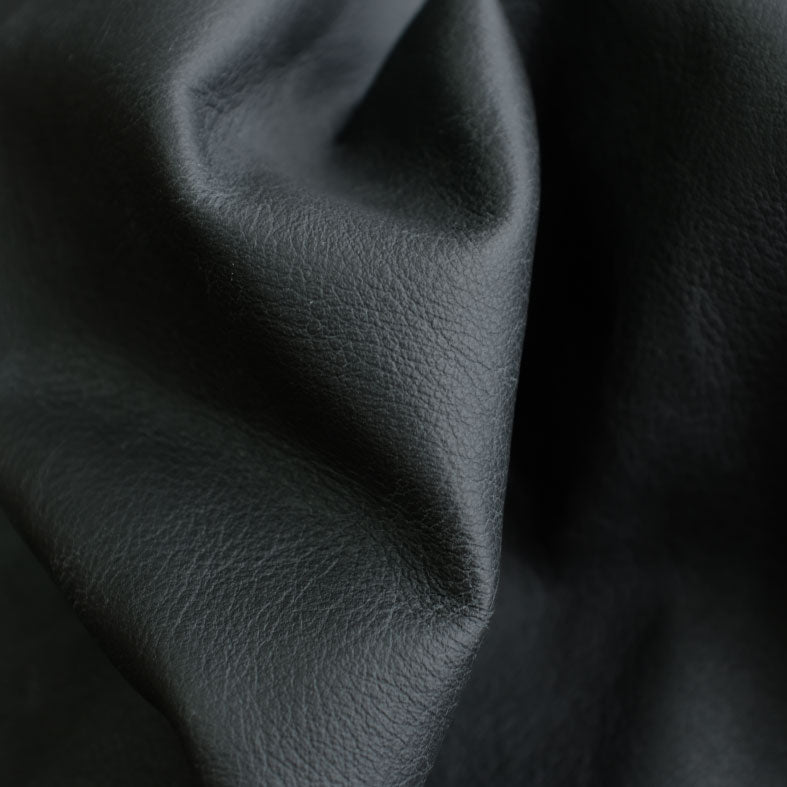 Settler Black